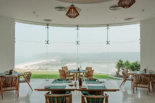 Araqila Resort,,5 star