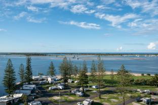 marine quarter apartments by cllix