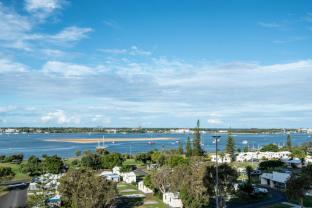 marine quarter apartments by cllix