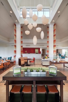 hilton garden inn montreal airport