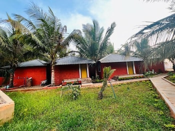 ocean paradise beach homestay