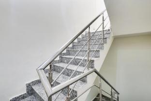 super hotel o 83167 golden key inn