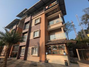 azay luxurious apartment