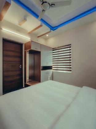 azay luxurious apartment