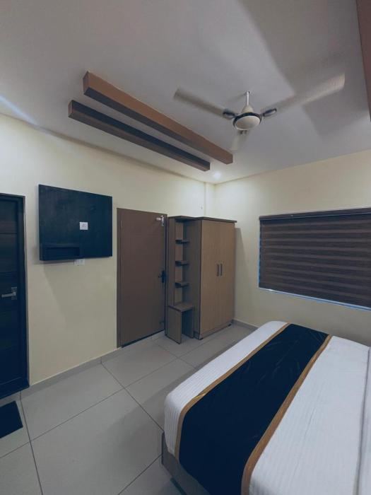 azay luxurious apartment