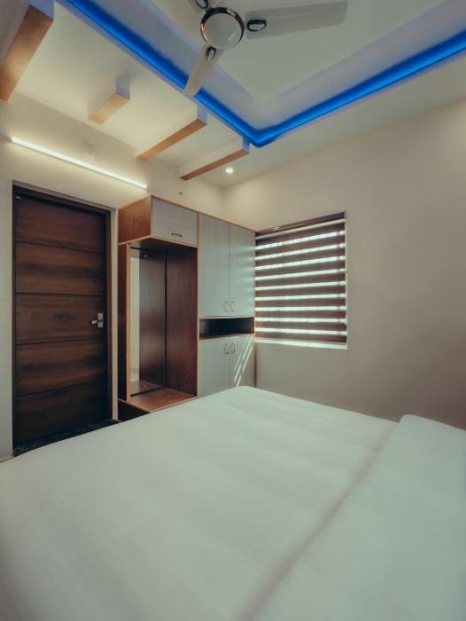 azay luxurious apartment