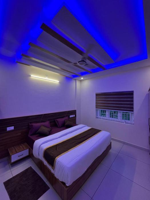 azay luxurious apartment