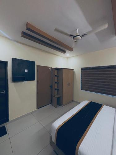 azay luxurious apartment