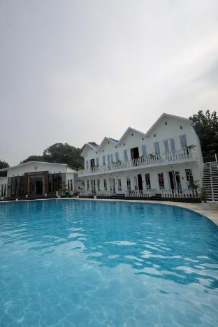 the pinaki resort and club