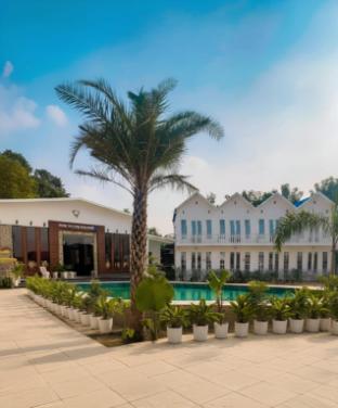 the pinaki resort and club