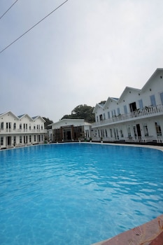 the pinaki resort and club