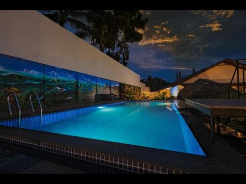 holidays garden resort