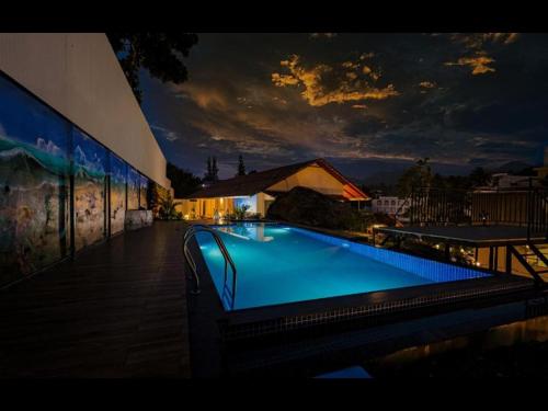 holidays garden resort