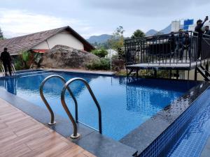 holidays garden resort