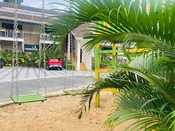 holidays garden resort