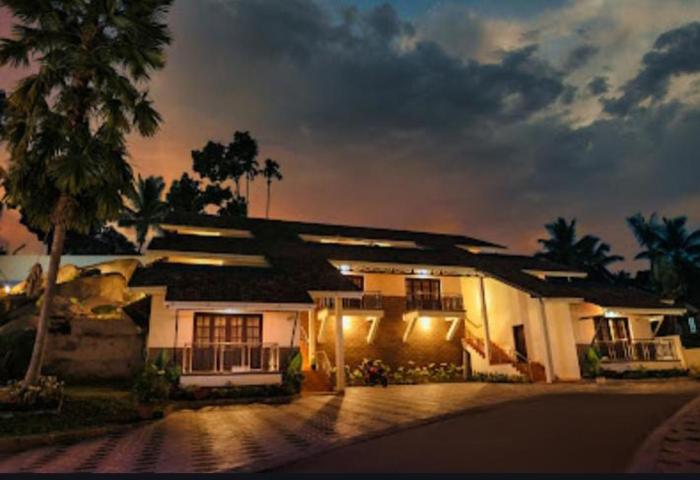 holidays garden resort
