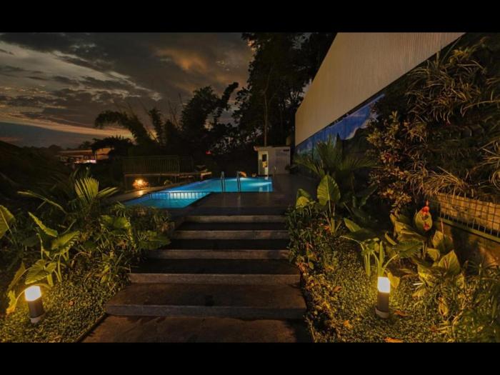 holidays garden resort