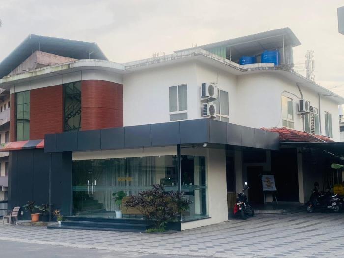 holidays garden resort