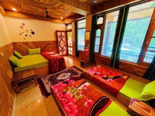 chalo challal hotel and cafe