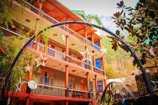 chalo challal hotel and cafe