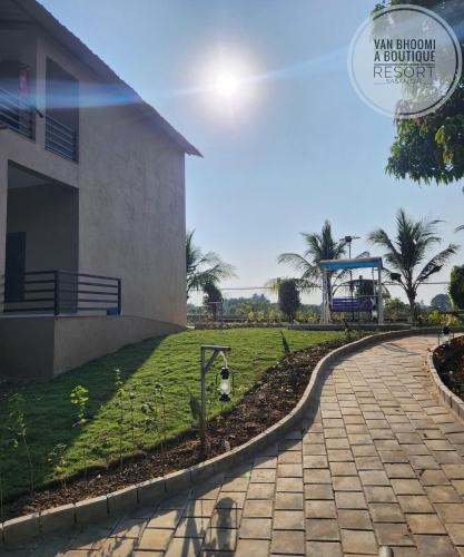 vanbhoomi resort
