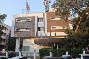 hotel raviraj chhatrapati sambhaji nagar