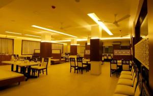 hotel raviraj chhatrapati sambhaji nagar