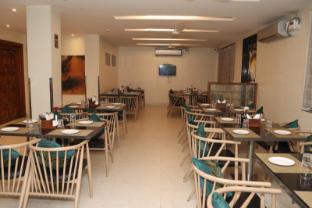 hotel raviraj chhatrapati sambhaji nagar