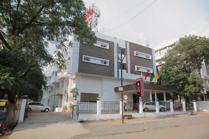 hotel raviraj chhatrapati sambhaji nagar