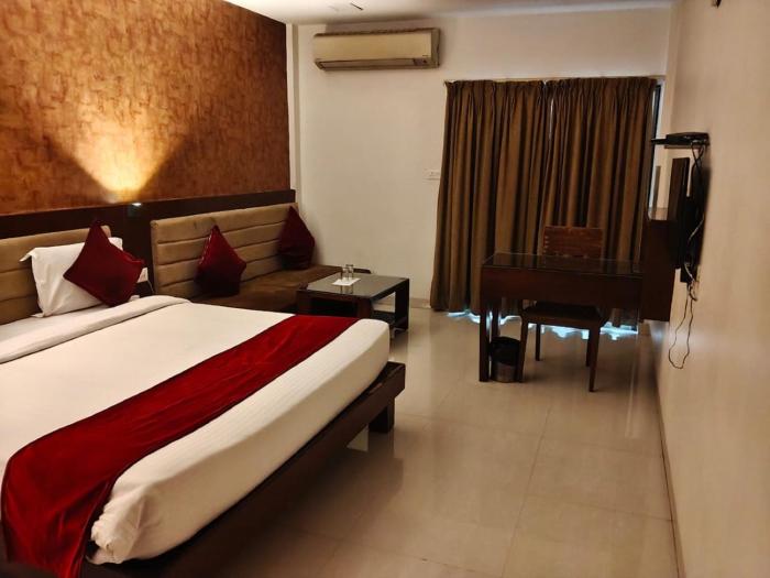 hotel raviraj chhatrapati sambhaji nagar