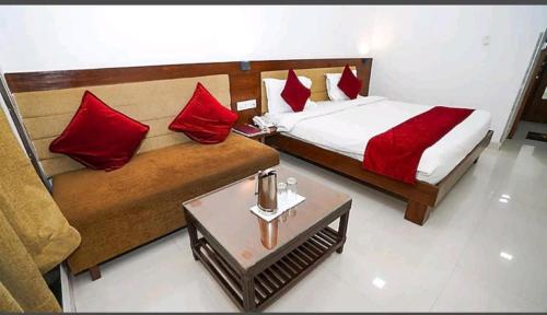 Hotel Raviraj, Chhatrapati Sambhaji Nagar,,3 star