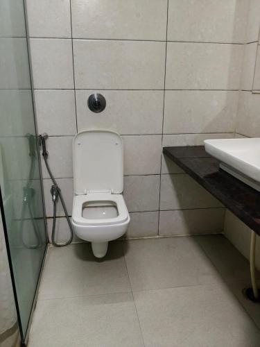 hotel raviraj chhatrapati sambhaji nagar