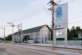 one budget hotel lampang phahonyothin