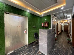 Hotel Heaven  Pacific Mall Subhash Nagar,,3 star