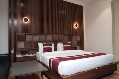 Vivotel Hotel Surat,,3 star