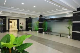 hotel vista airport zone