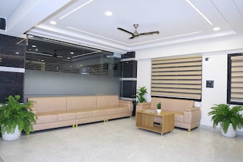 hotel vista airport zone