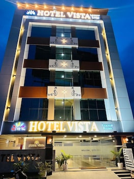 hotel vista airport zone