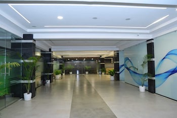 hotel vista airport zone