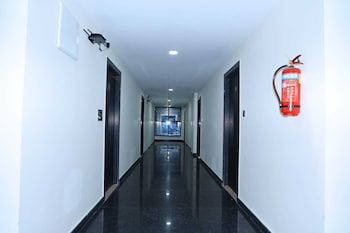 hotel vista airport zone