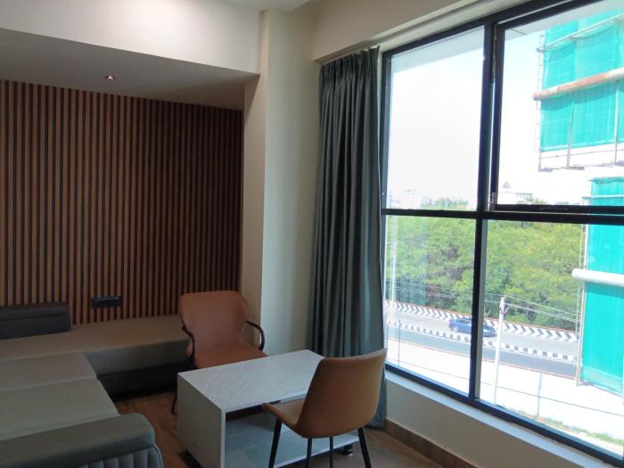 hotel vista airport zone