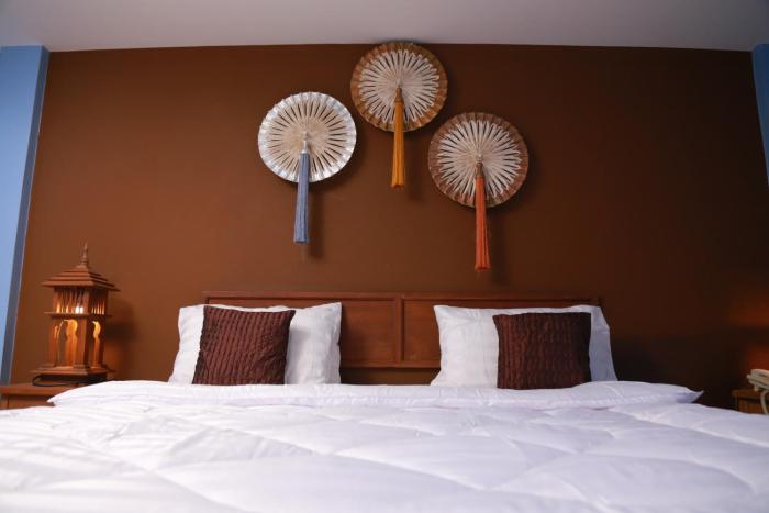 upar hotels silom