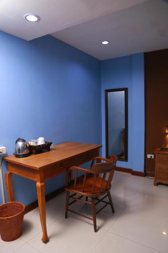 upar hotels silom