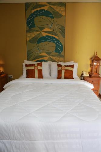 upar hotels silom