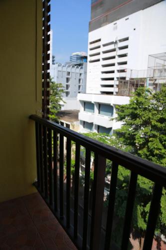 upar hotels silom
