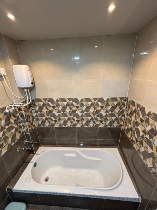 sea royal rooms and cafe