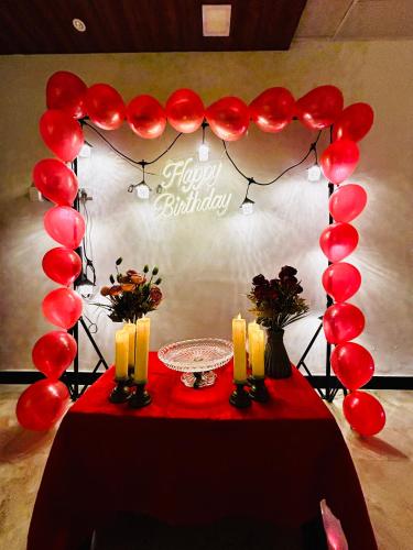 sea royal rooms and cafe