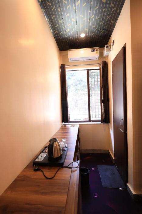 hotel corbett cultures