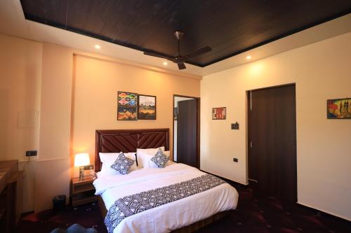 Hotel Corbett Cultures,,3 star