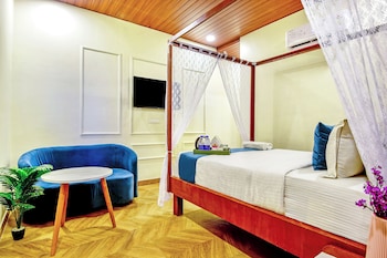 the solitaire residency